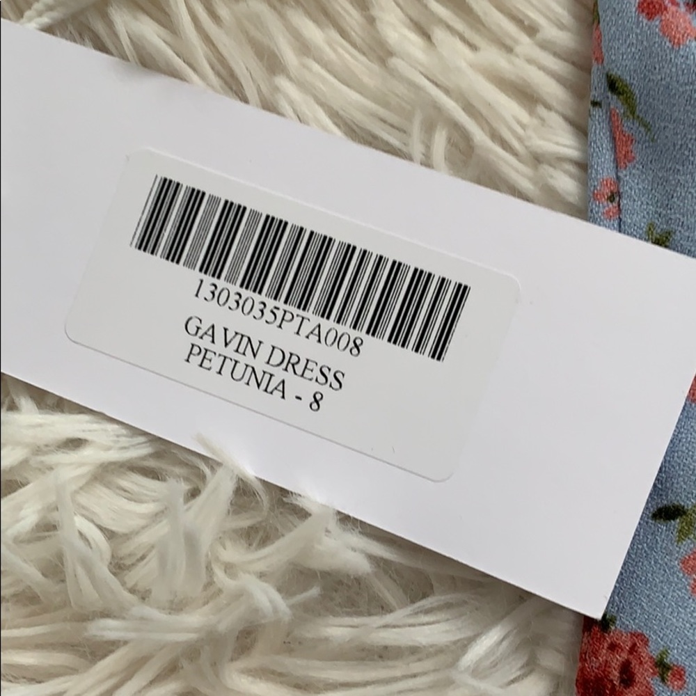 New reformation gavin dress in petunia Sz 8 - Picture 10 of 10